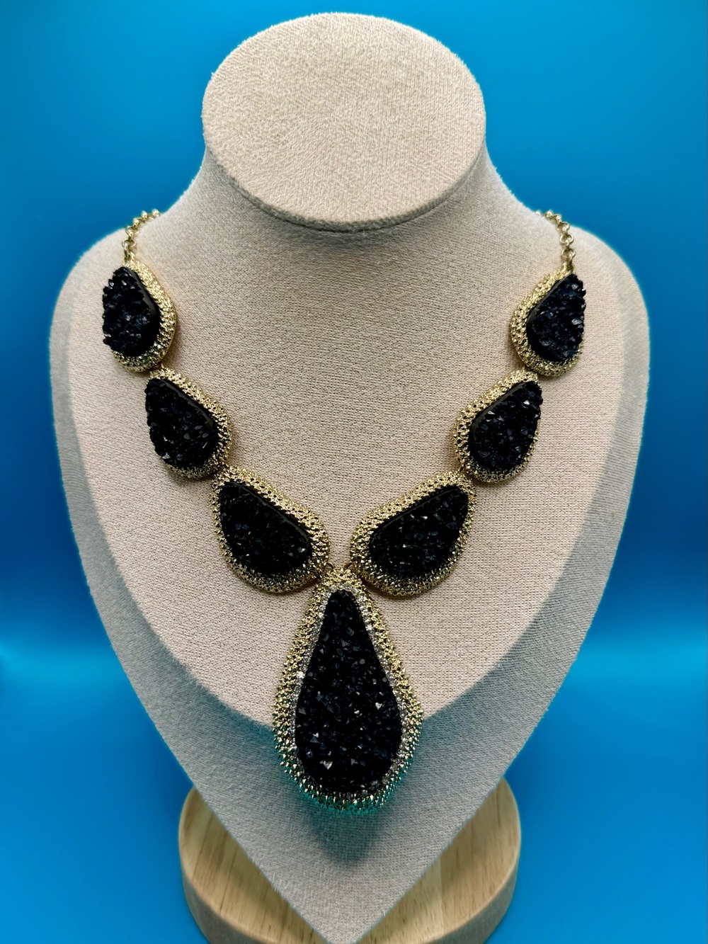 Elegant Black Druzy Teardrop and Gold Statement Necklac